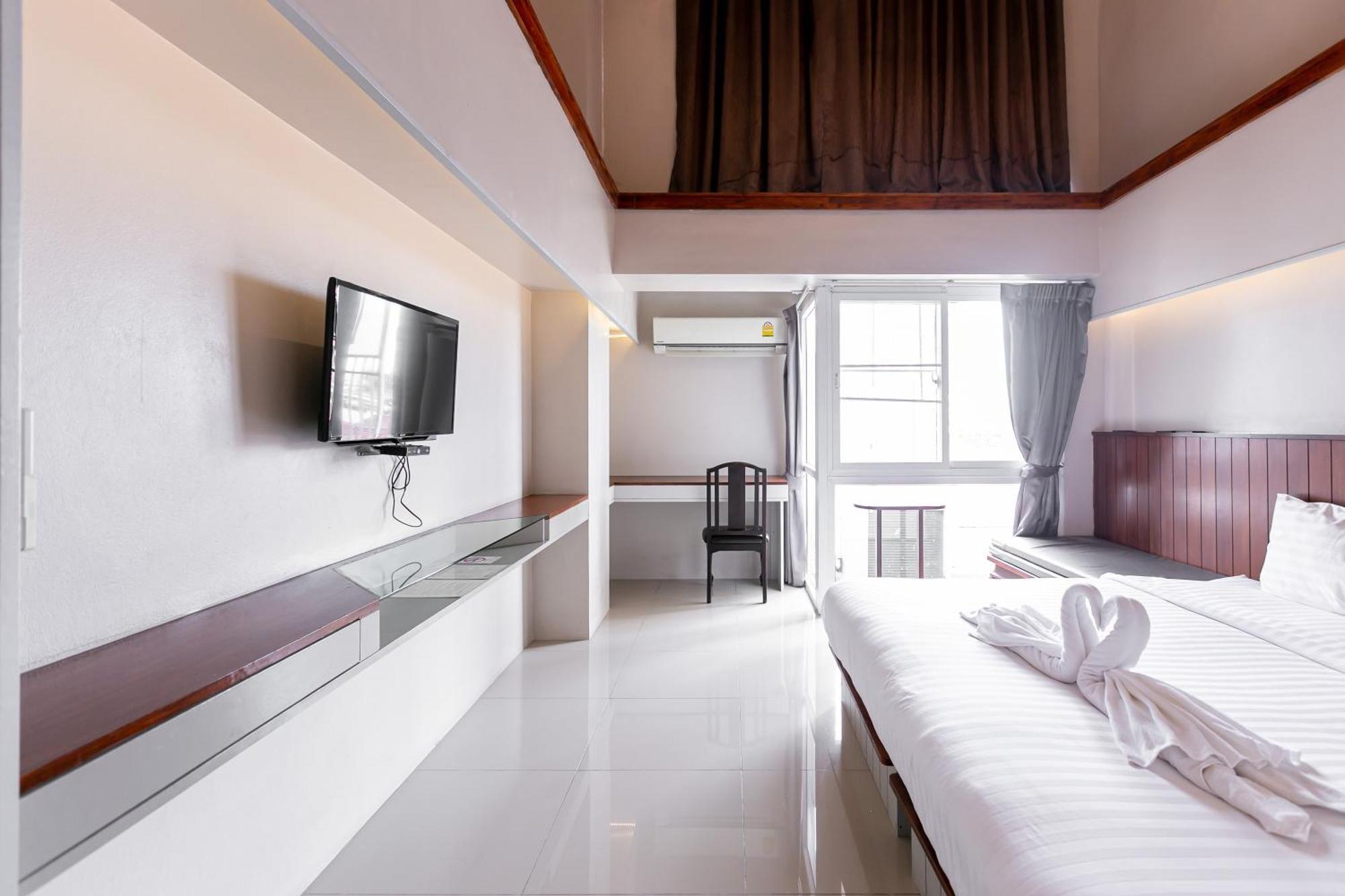 A Room Bangkok Sathorn Экстерьер фото