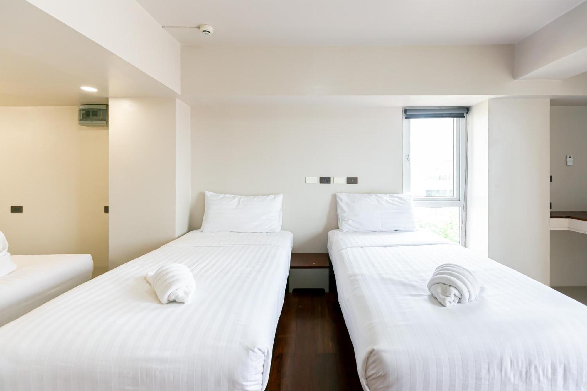 A Room Bangkok Sathorn Экстерьер фото