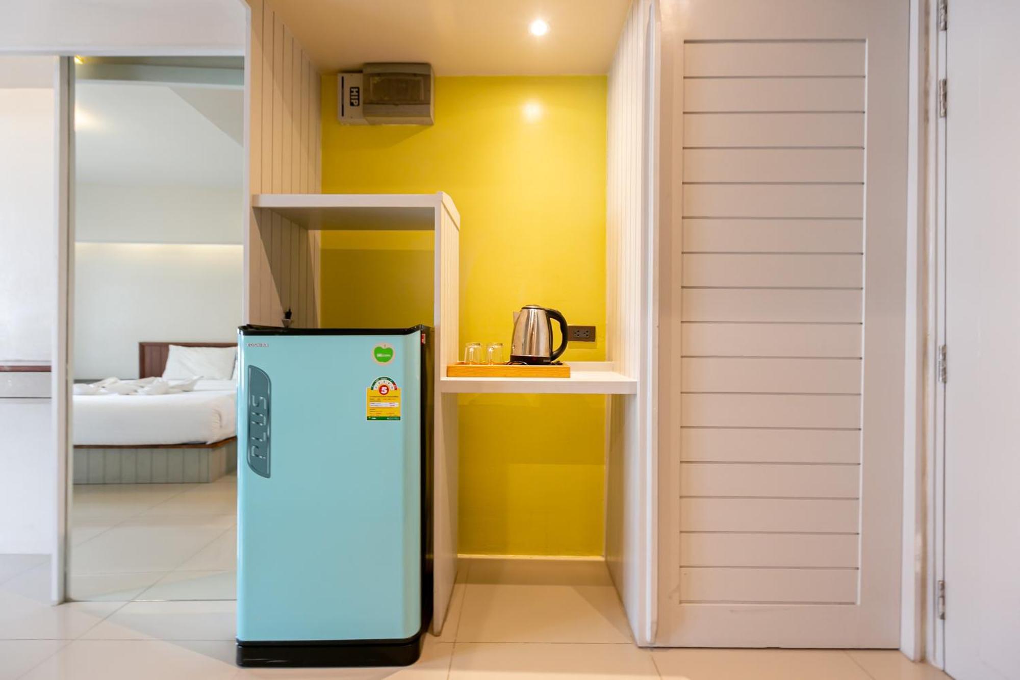 A Room Bangkok Sathorn Экстерьер фото